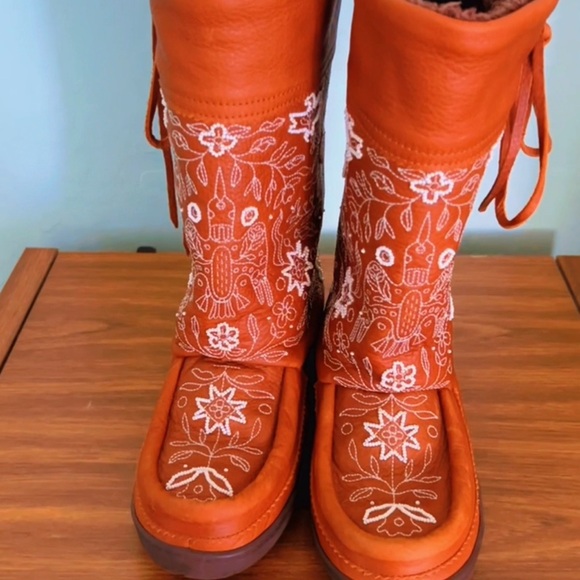 Embroidered Orange Women\'s Boots